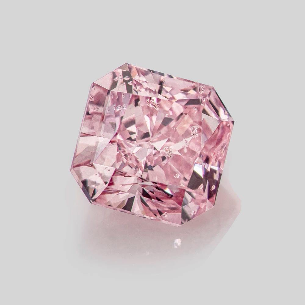 Lot1-015-SquareRadiant-l-1